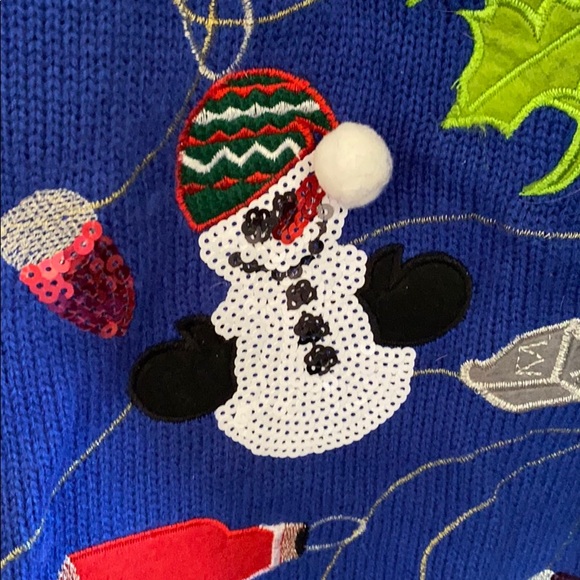 Bowtie Crew Christmas sweater - Picture 2 of 6